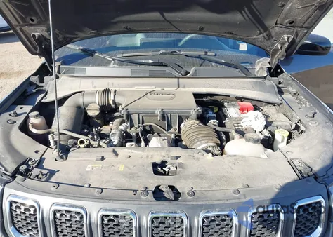 2024 Jeep Compass Latitude 4X4 from USA, damaged, VIN 3C4NJDBN3RT605780